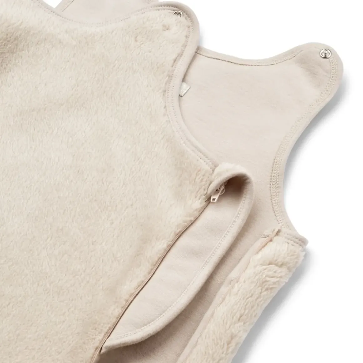 Flora Sovepose I Teddy 1 Tog