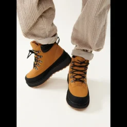 Lucien Læderstøvle