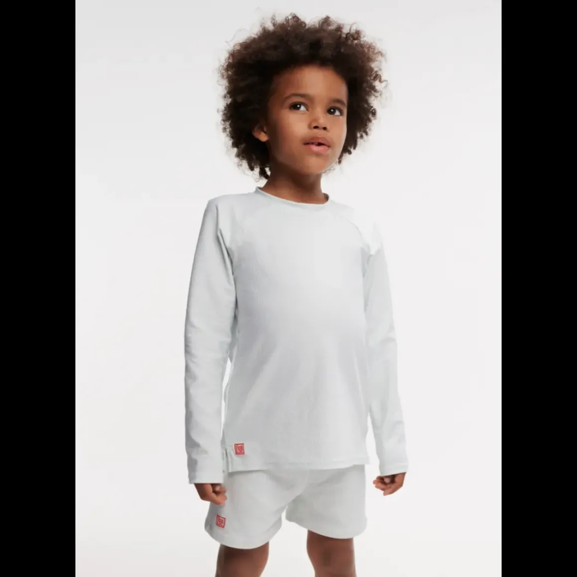 Otto Bæk og bølge badebukser