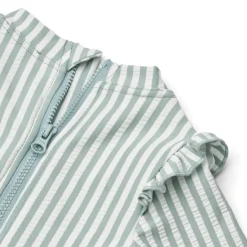 Sille badedragt i bæk og bølge